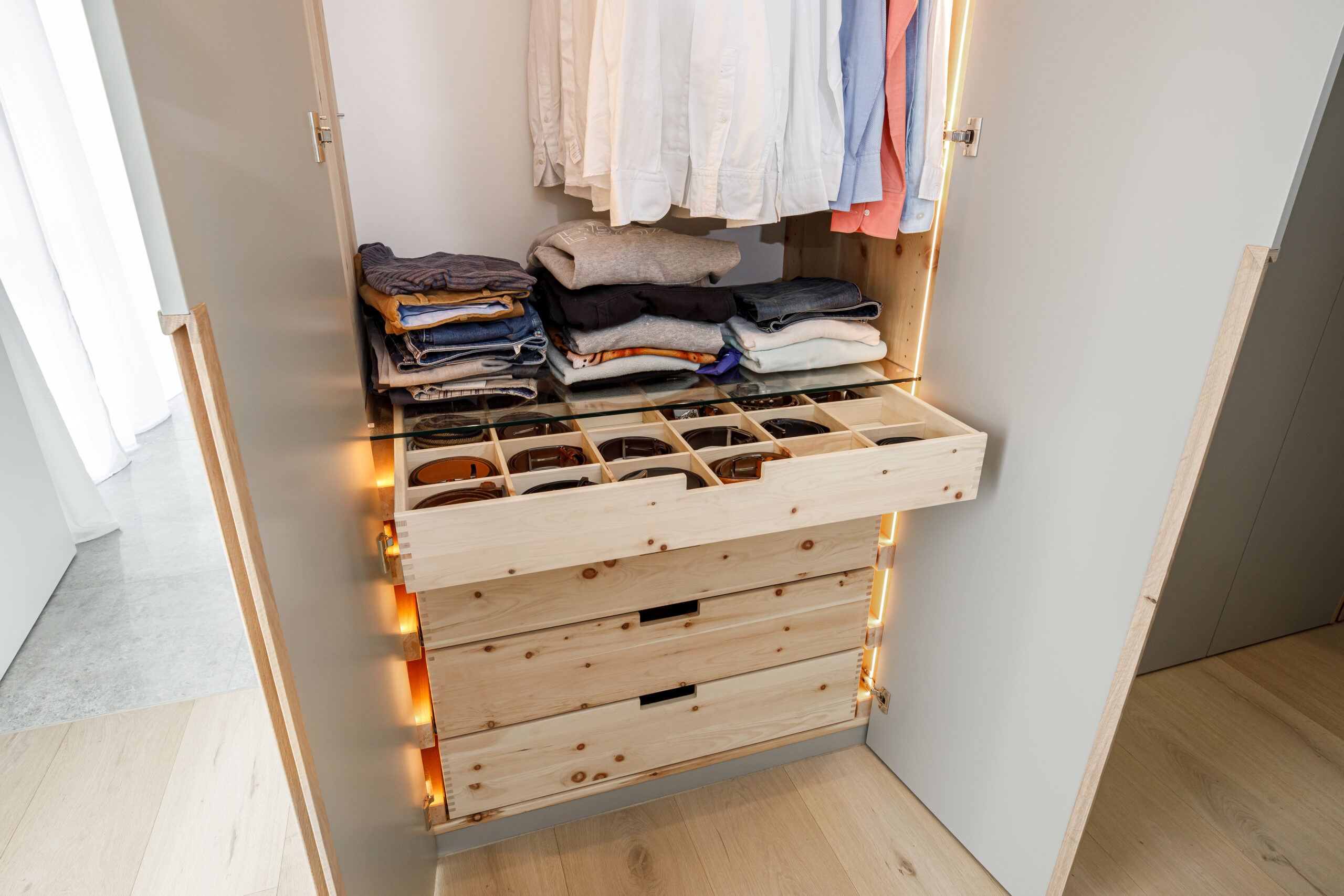 240311_B_5_Detail_Schrank